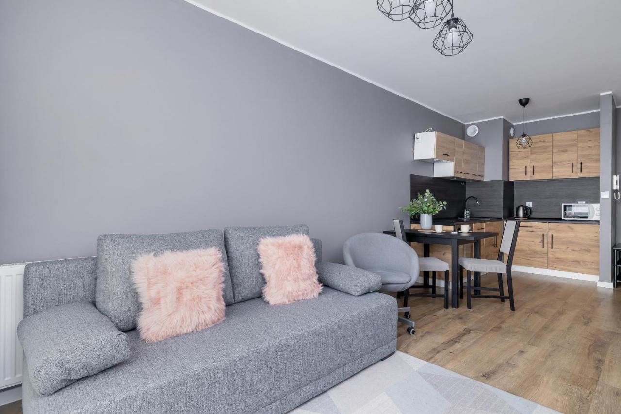 Comfy Apartment Pachonskiego With Parking In Krakow By Noclegi Renters Extérieur photo