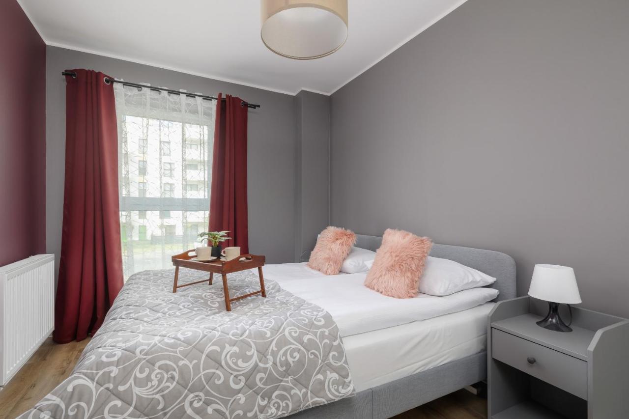 Comfy Apartment Pachonskiego With Parking In Krakow By Noclegi Renters Extérieur photo