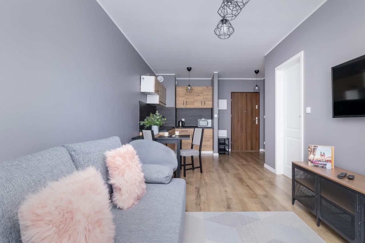 Comfy Apartment Pachonskiego With Parking In Krakow By Noclegi Renters Extérieur photo