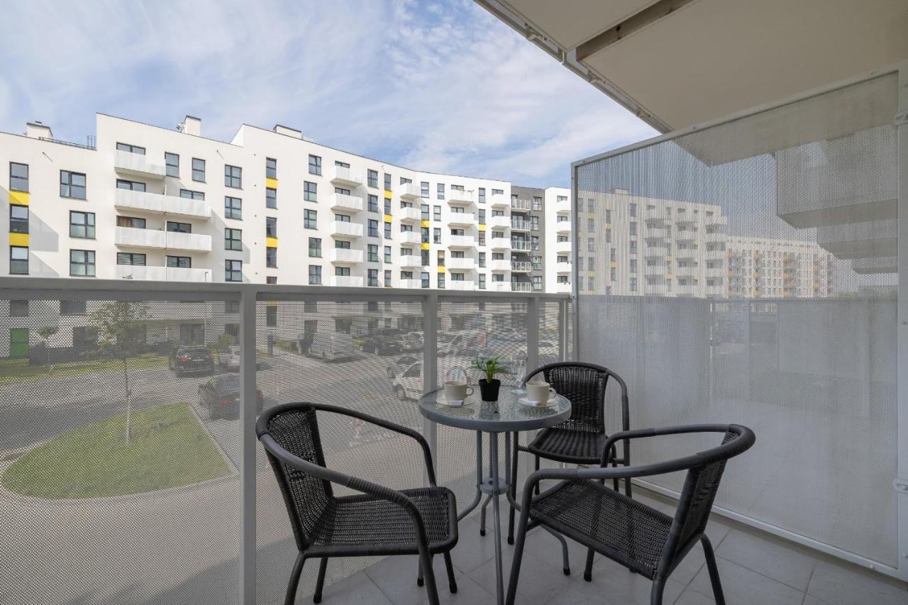 Comfy Apartment Pachonskiego With Parking In Krakow By Noclegi Renters Extérieur photo